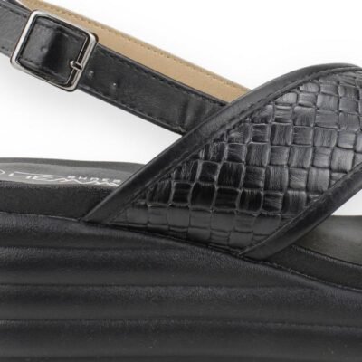 Sandalia New Walk Cintas Cruzadas Negra