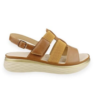 Sandalia New Walk Cintas Camel