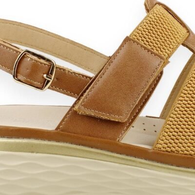 Sandalia New Walk Cintas Camel