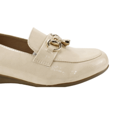 Mocasín New Walk Charol Beige - Imagen 4