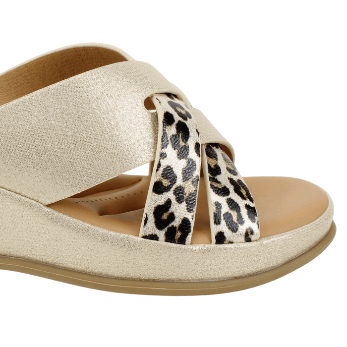 Sandalia New Walk Tiras Cruzadas Dorada 5 Sandalia New Walk Tiras Cruzadas Dorada